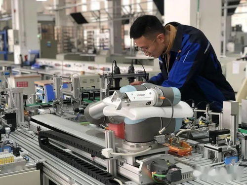 探訪國內(nèi)最大智能制造培訓(xùn)基地 賦能產(chǎn)業(yè)升級，計(jì)劃與青島所有高校共建網(wǎng)絡(luò)工程合作